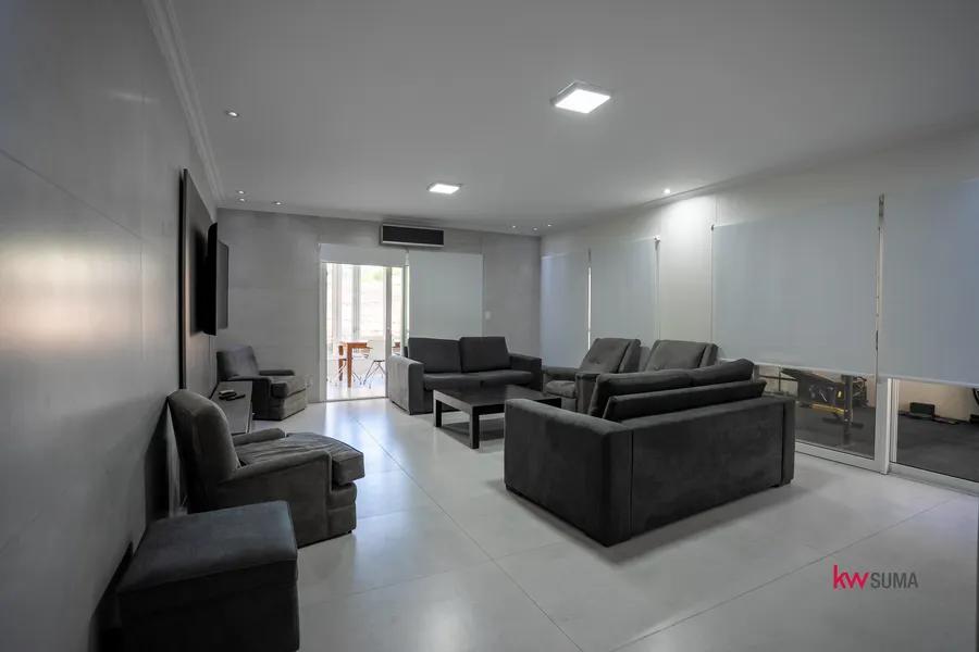 Casa En Venta En Abril Club De Campo